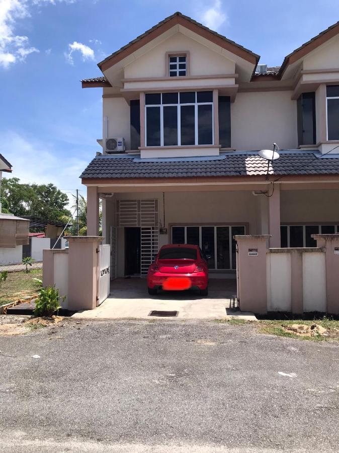 Hj Homestay Kuala Terengganu Eksteriør billede