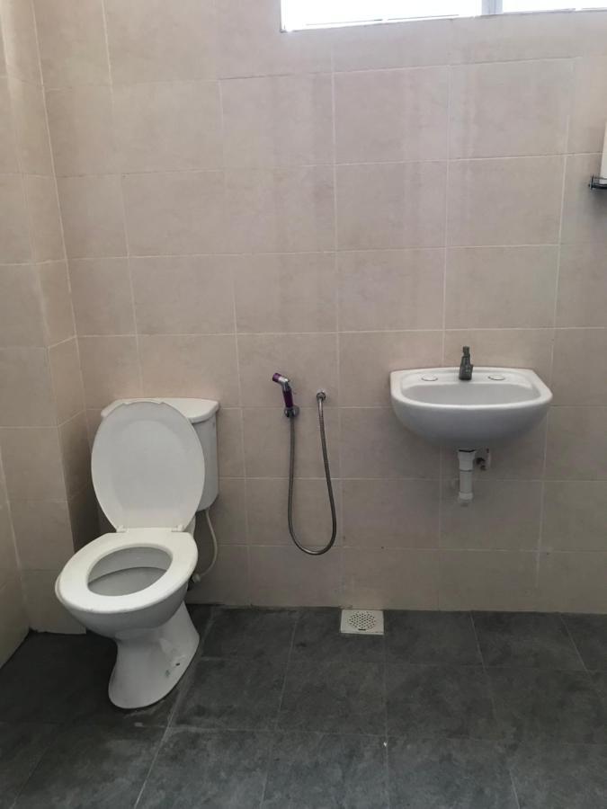 Hj Homestay Kuala Terengganu Eksteriør billede
