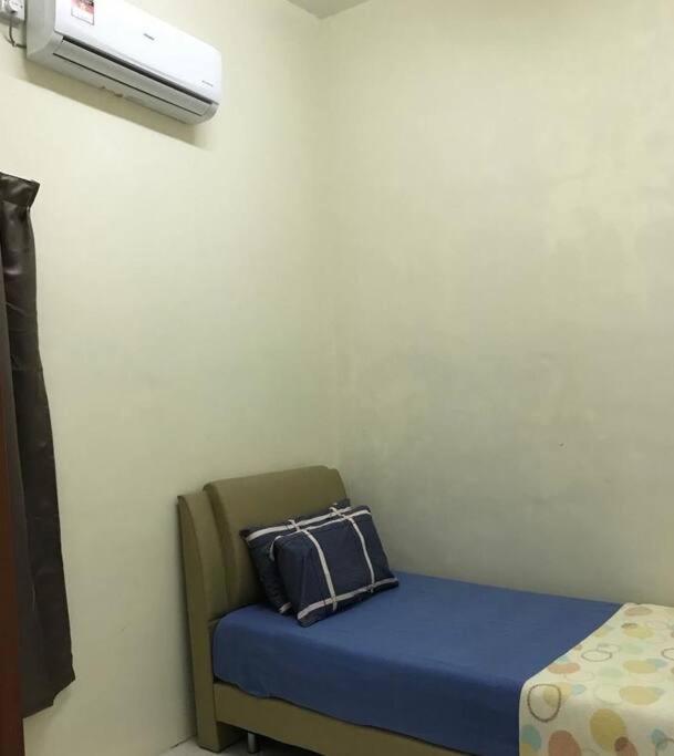Hj Homestay Kuala Terengganu Eksteriør billede