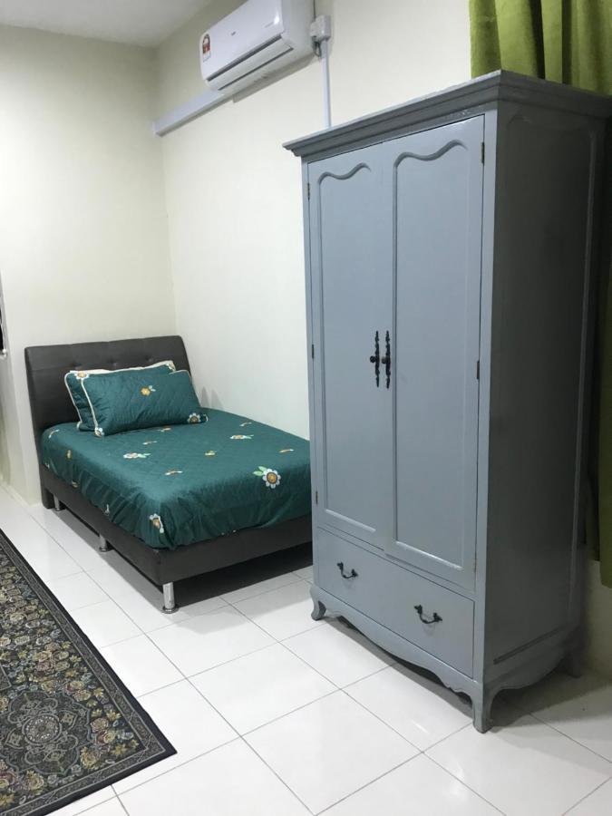 Hj Homestay Kuala Terengganu Eksteriør billede